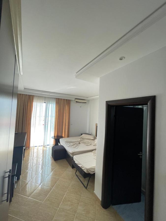Hotel Zverneci Extérieur photo