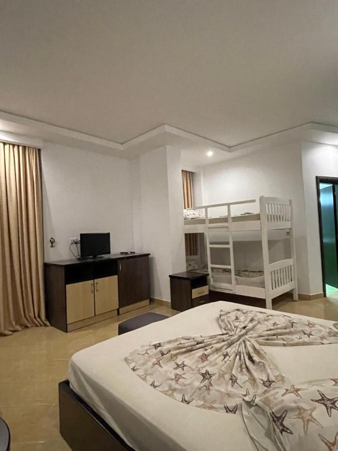 Hotel Zverneci Extérieur photo