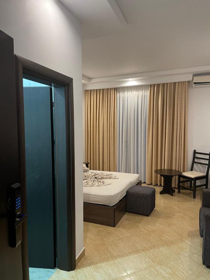 Hotel Zverneci Extérieur photo