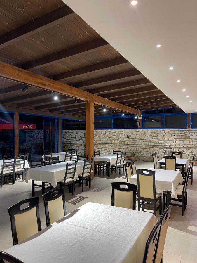 Hotel Zverneci Extérieur photo